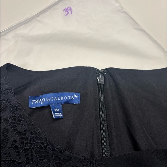rsvp by TALBOTS Black Shift Dress Size 16P Petite Lace Bell Sleeves - Picture 6 of 7